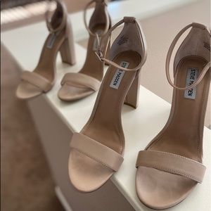 Steve Madden Carrson Heeled sandal SIZE 6.5 & 9